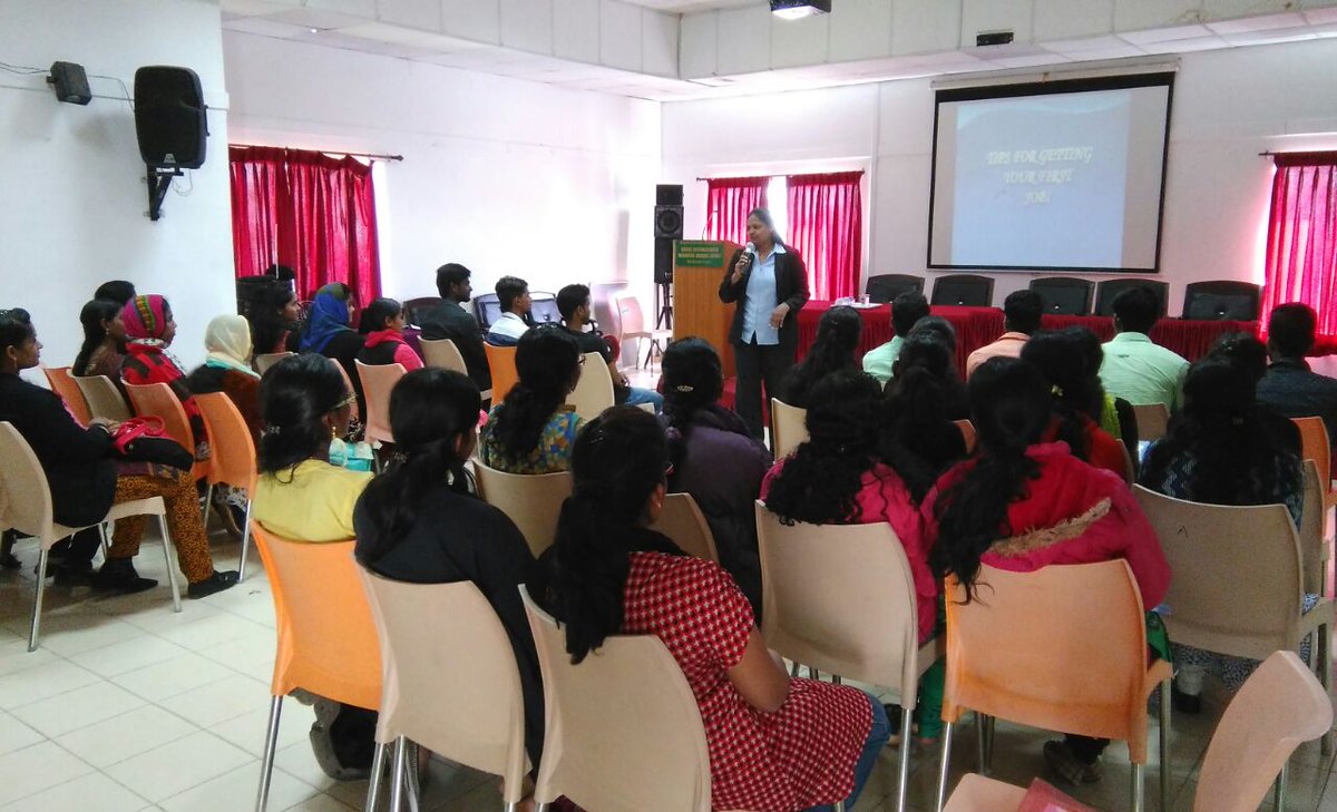 KodaiKibs's tweet photo. Training programs conducted @KodaiKibs ,Kodaikanal
#sessions
#Activities
#Funfill
#DJ https://t.co/4GZmOVKEBE