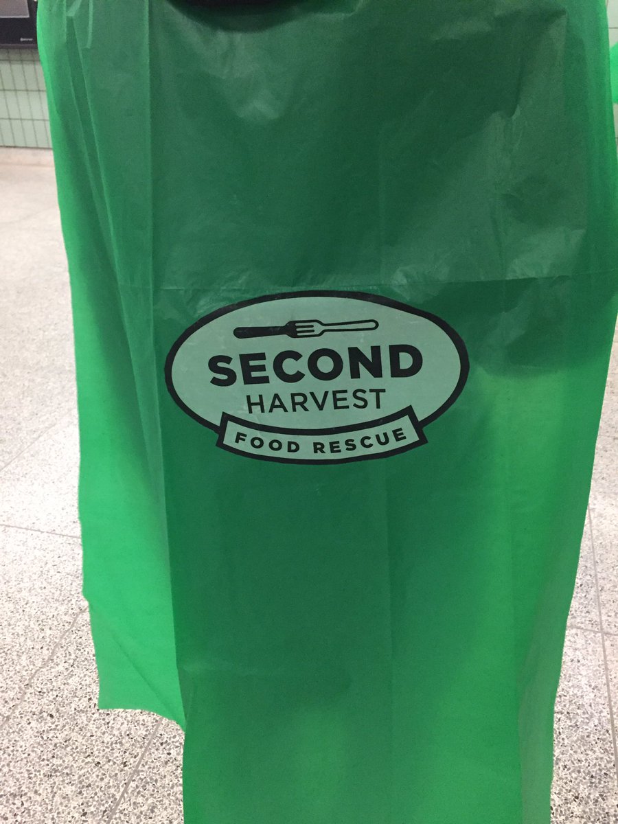 ChitizPathakLaw's tweet photo. ChitizPathak's green crusaders @2ndHarvestTO #HERO2017 https://t.co/6vwJ6CINKV