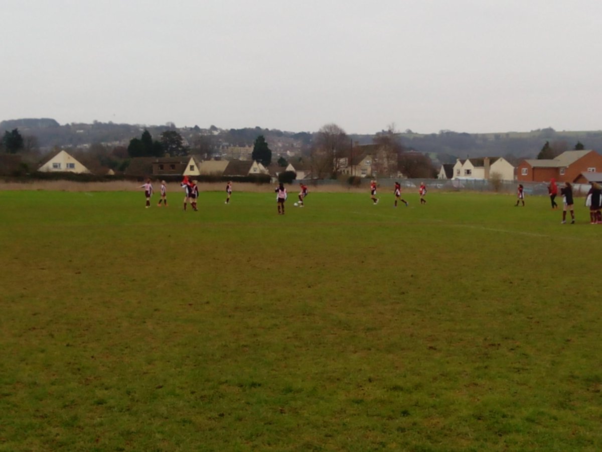 stroudhighpd's tweet photo. @stroudhighpe Junior House Football @GlosFA #womensfootball https://t.co/uRGRlTsXZz