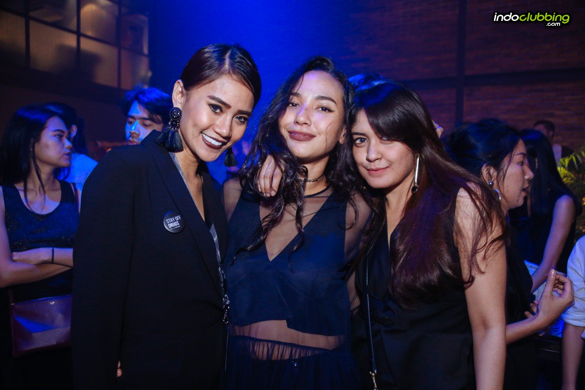 #ICPHOTOS Dipha Barus  - Wed 8 Feb 2017  @ Leon Bar And Restaurant > ic.gg/photos/92740 @pdouble <a href="/diphabarus/">dipha barus</a>