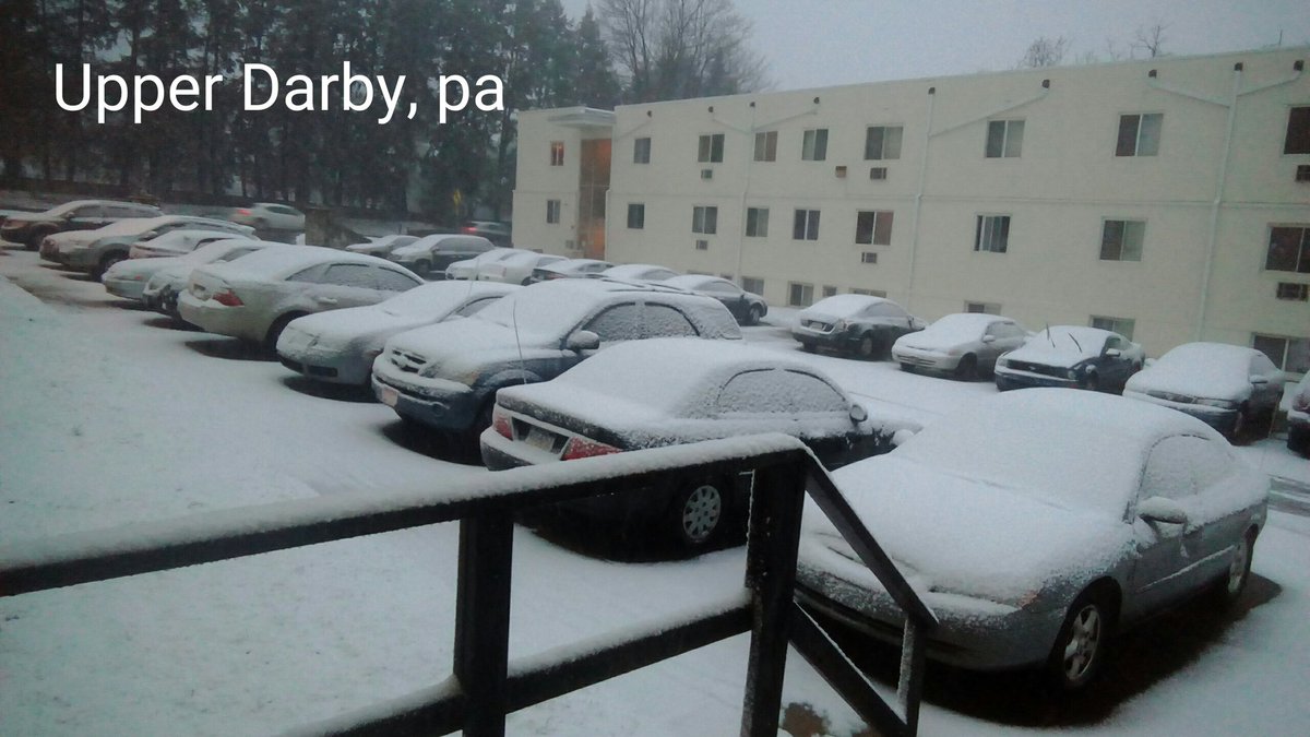 Authordlscott's tweet photo. #Fox29Snow Grandson Chris took this picture He's a student at Charles Kelly School and a fan of Fox29. https://t.co/Aondyv7TFV