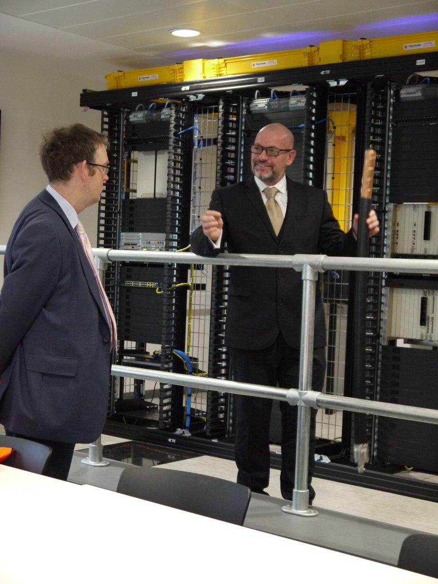 ADCommsUK's tweet photo. AMAZON GOOGLE RAIL- #ADComms the digital railway developing the network engineering skills to deliver innovation for the connected train https://t.co/1Wnu07Q1A1