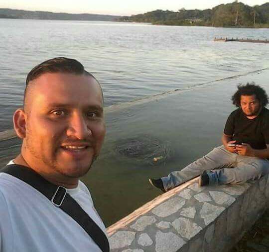 DJARON10's tweet photo. Aquí tenéis las consecuencias de 15 días sin jugar , Marcelo y Keylor se han puesto de buen año 🤣🤣🤣 https://t.co/VJOk2GMopL