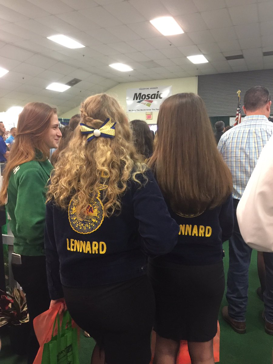 berrygirl1256's tweet photo. Our Hills Cty FFA students representing at the Ag breakfast at the FL State Fair. #hcps @HCPSCTAE https://t.co/G4UQNuqDuE