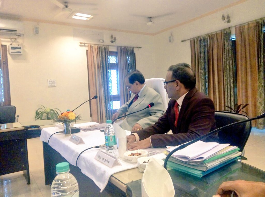 <a href="/GM_NRly/">GM Northern Railway</a> had a meeting with MB Dvsnl officers to review performance with special emphasis on safety practices <a href="/RailMinIndia/">Ministry of Railways</a> <a href="/sureshpprabhu/">Suresh Prabhu</a>