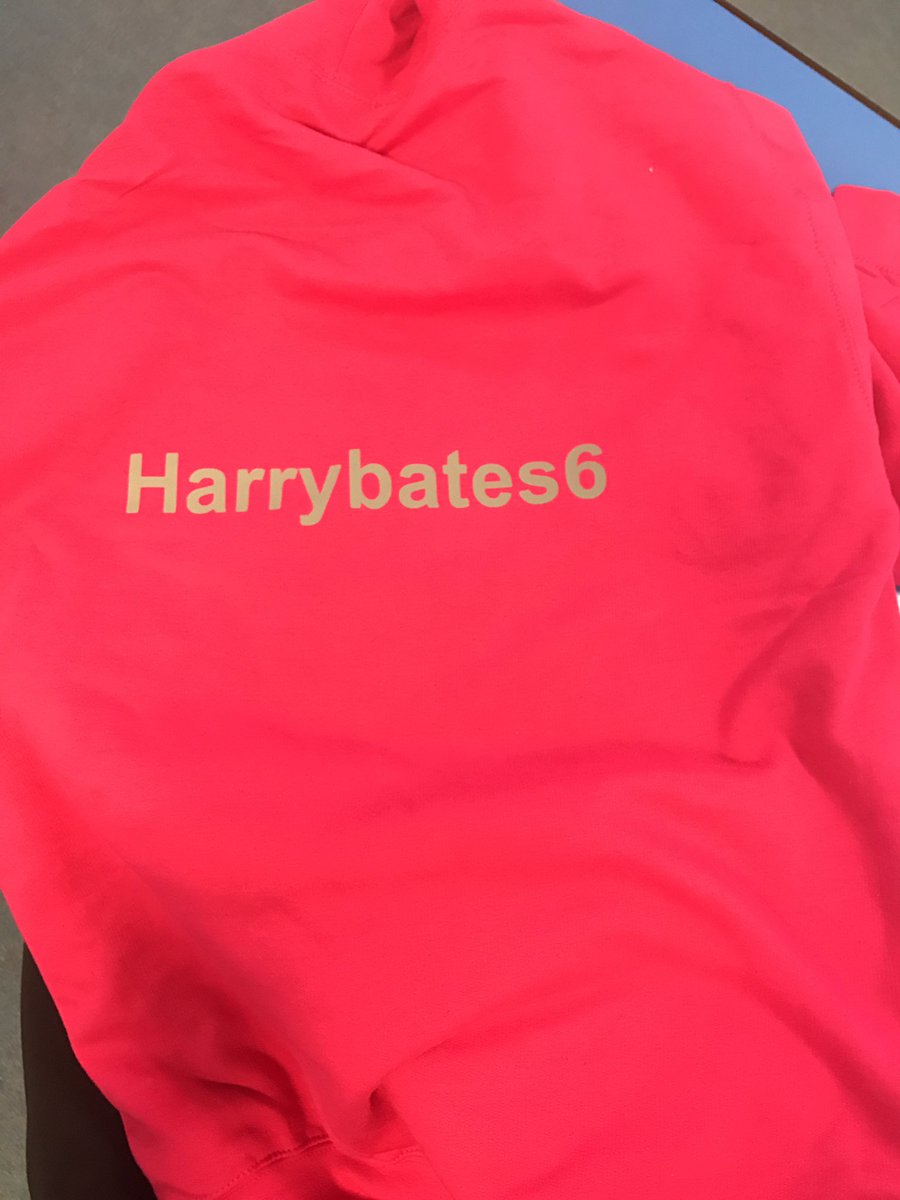 Harrybates20016's tweet photo. Buzzing for ski trip #ski #buzzing @WSNLSKI https://t.co/D2dJomaE7z