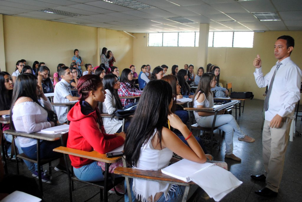 UnergPrensa tweet media