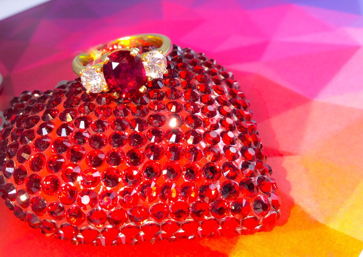 SunaBros's tweet image. We ❤ ruby.  @SunaBros @agta_gems @AmerGemSociety @by_couture @RED #ruby #rubyhearts #ValentinesDay #love #Gemstone