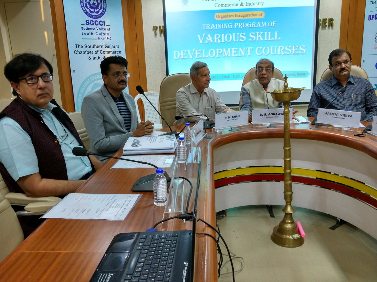 SGCCI_Surat's tweet photo. #Inauguration of #Various #Skill_Development_Courses (for #construction_Workers 35 Days each) https://t.co/IvSisn0FNK