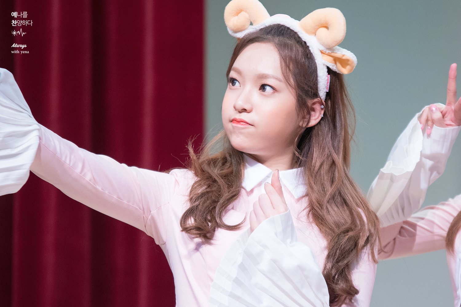 C4OZ2G4VYAApm87.jpg:orig