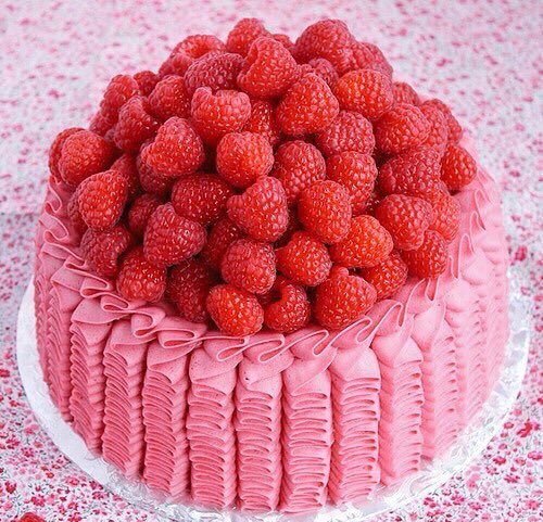 Торт с малиной. «малинка» пугачевские тортики. Лимонный тарт с малиной. Украшении изумрудного торта с малиной. Декор торта малиной.