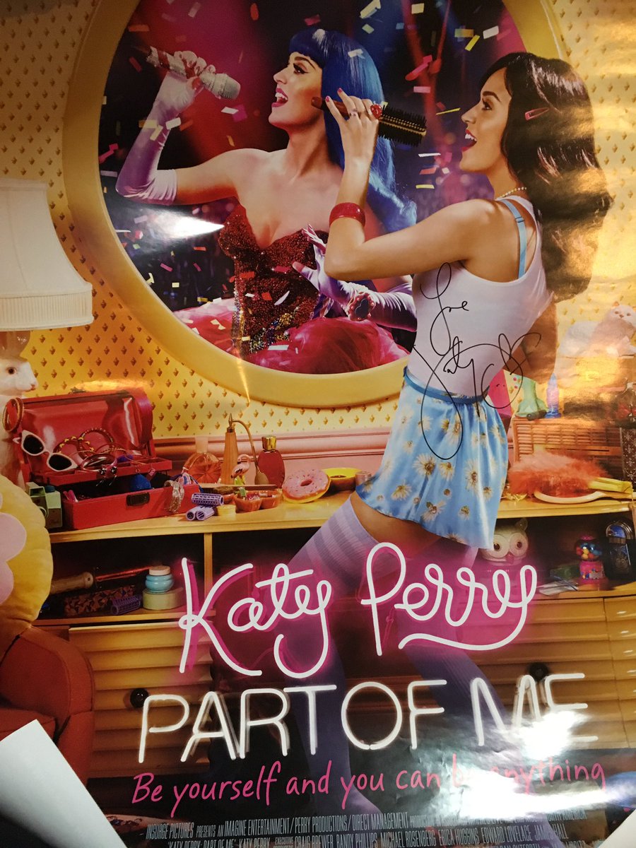 manato4268's tweet photo. katy perryのサイン入りポスターあたったー！笑
@inrock さんありがとうございます！！
@katyperry https://t.co/F6EweJWQBC