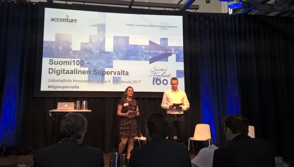 johannabragge's tweet photo. #pshack100 finaali alkoi #digisupervalta sytykekeskustelut @SanniSiipilehto @tjstarc @AccentureFI @AaltoUniversity https://t.co/8i5rzdKHut