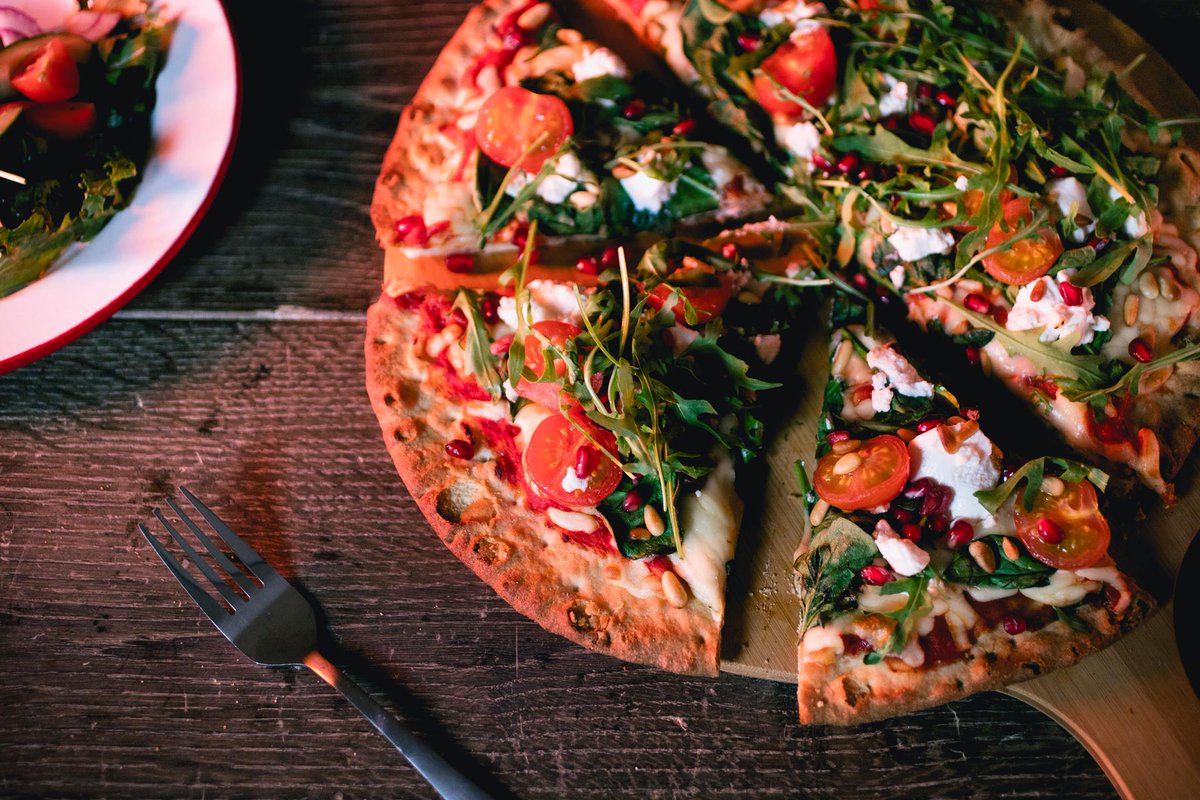 SmashReading's tweet photo. It's National Pizza Day. Stop by Smash for some Pizza, Beer and Ping Pong.
#NationalPizzaDay #food #yummy #Smash #SmashReading #delicious https://t.co/JN4WNTohD6