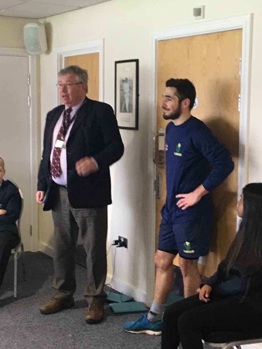 Louiseparry14's tweet photo. Fantastic day pupils Q&amp;A with Glamorgan player Andrew Salter. @WillowsMrNorman @willowshigh https://t.co/22xCcvrypD