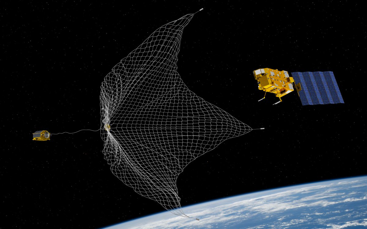 ESAcleanspace's tweet photo. Space debris: catch it if we can » The Clean Space blog #edeorbit #spacedebris https://t.co/Cr1gLfFRp0 https://t.co/Td6BdezSQ8