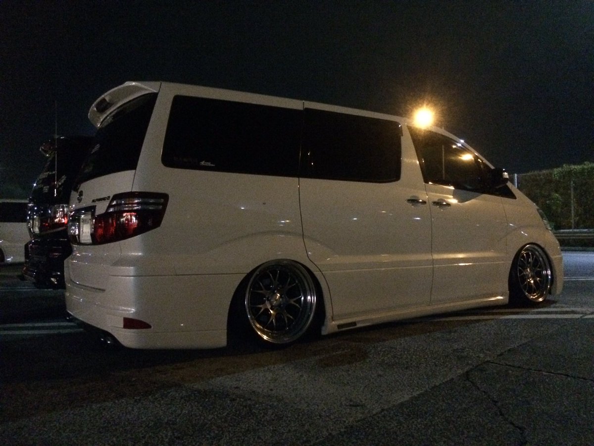 ʕ ᴥ ʔkuma Alʕ ᴥ ʔ 10アルファード 車高調 私のいじり方好きって人rt T Co Wgmzng1qbe Twitter