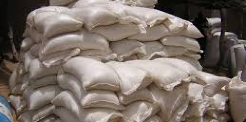 Facture d'Importation de sucre durant l'année 2016 #Statistiques_et_Bilans
 commerce.gov.dz/statistiques/f…