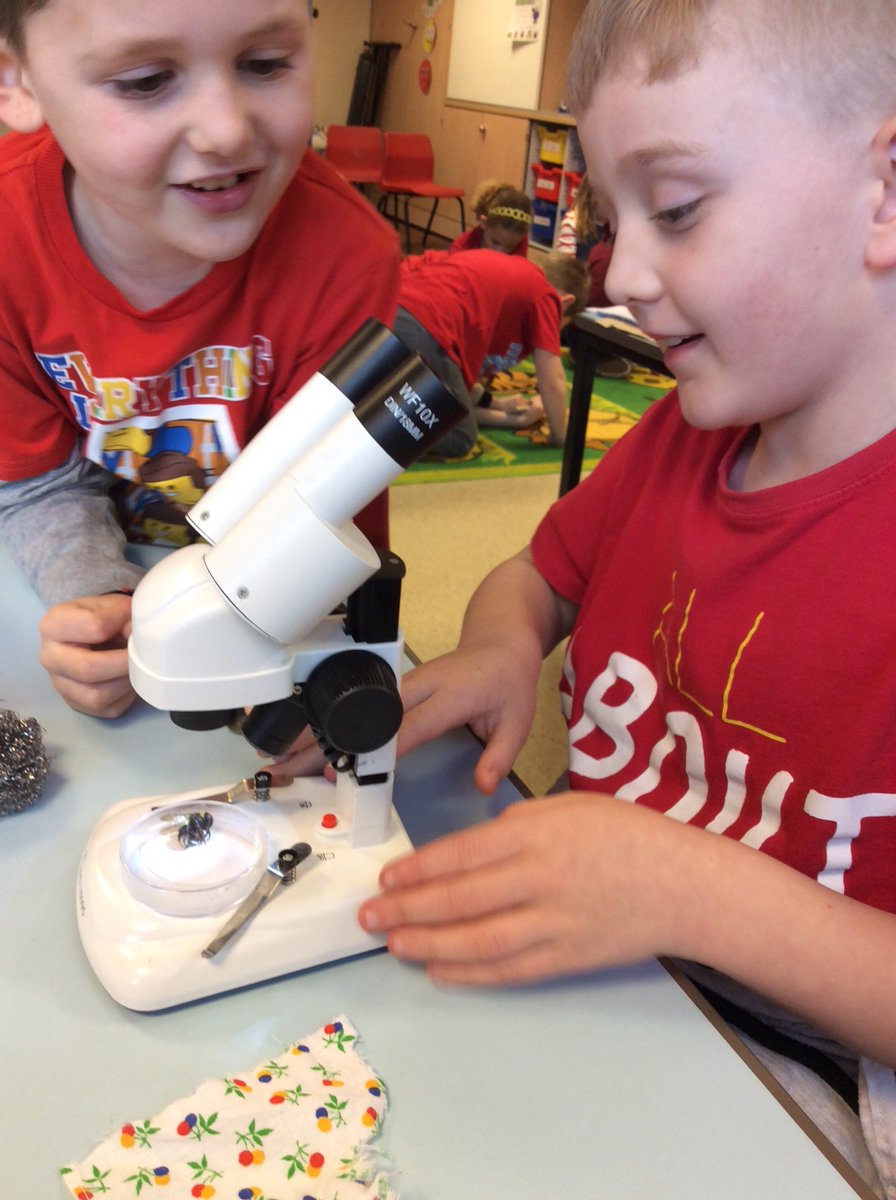 Year2StMichaels's tweet photo. Year 2 investigating what things look like close up under a microscope this afternoon https://t.co/8IGJ6S14fS