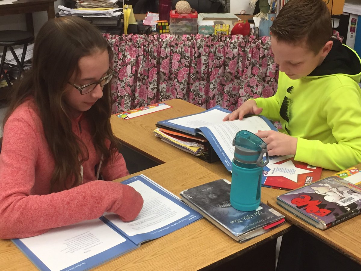 ArielRhoads's tweet image. Having some partner discussions! #wctopchef #sharedthinking