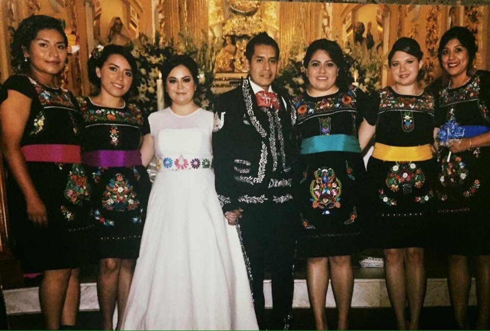 mahe_s_moda's tweet photo. #bodasmexicanas #boda2017 https://t.co/4ImPh39d1W