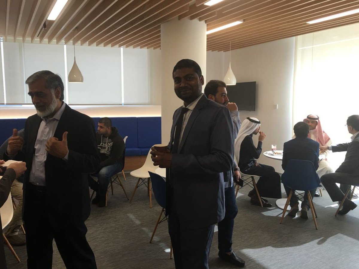 Aptec_Saudi's tweet photo. Rise and Shine!.. Breakfast gathering at Cisco office... :) https://t.co/JiSbZWKJdR