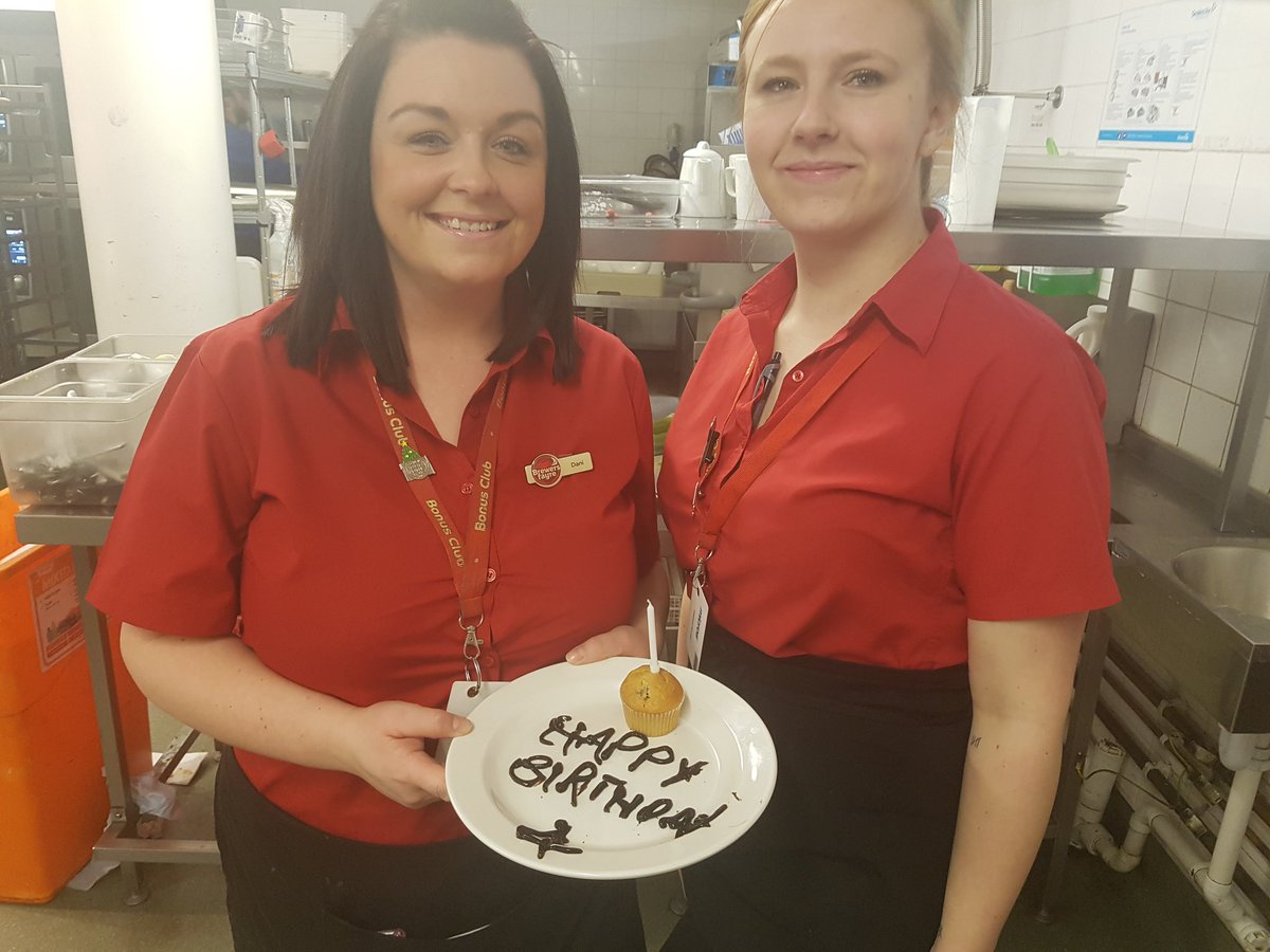 Dani and Amy serving up great birthday memories to one of our younger guests celebrating her 4th birthday <a href="/seanquirke1888/">Sean Quirke</a> <a href="/amylou8725/">Amy</a>