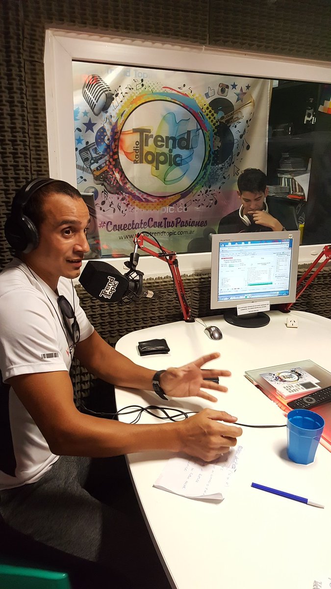 carnavalitoRTT's tweet photo. @VibramasFitness @RadioTrendTopic 
Con nosotros javier Martuchi contándonos  sobre actividad física y Hoy "Pilates" https://t.co/Q26rgCIKzu
