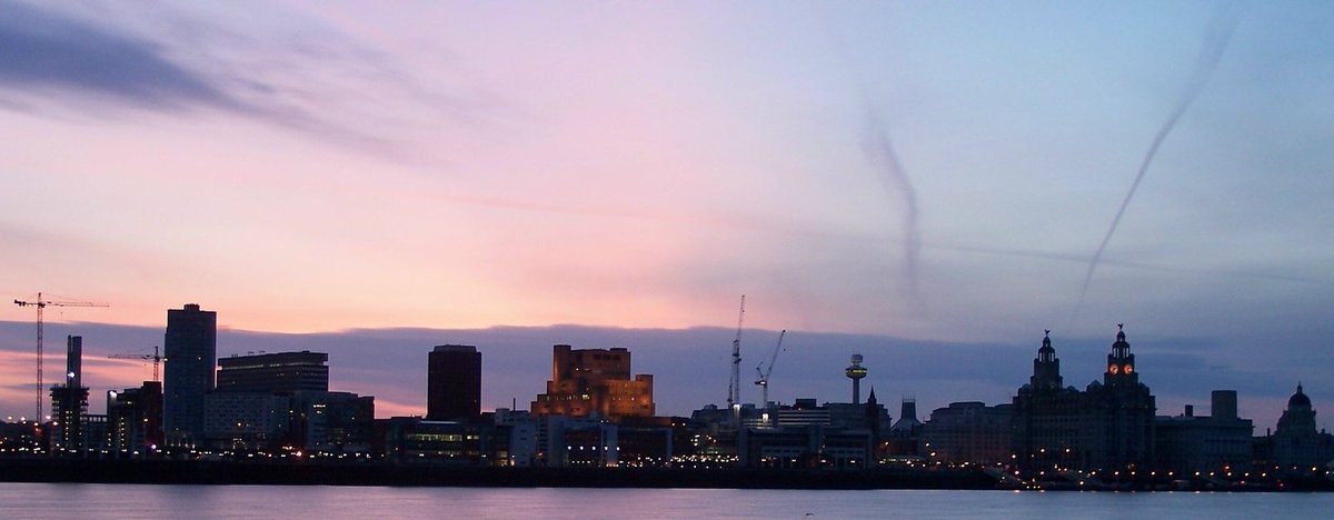 Tonight @gregclarkmp will discuss the #IndustrialStrategy with businesses/orgs at <a href="/tateliverpool/">Tate Liverpool</a> - follow @beisgovuk to watch live from 7pm.