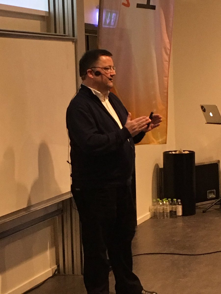 RiskContainment's tweet photo. 'If you don't like talking to people, it's going to be hard..." Blunt advice. @NedergaardPeder on what investors seek
#cphftw #accelerateCPH https://t.co/MjMXJANRj6