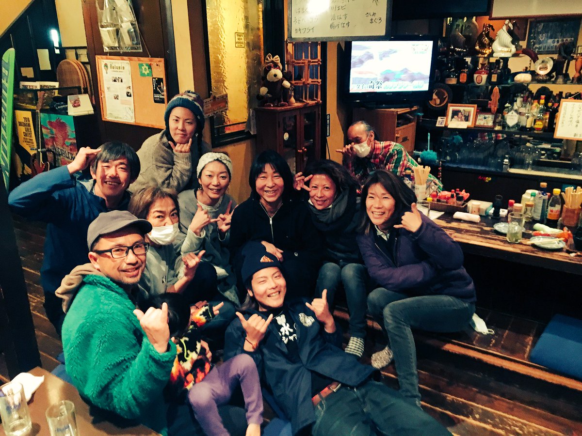 ট ইট র 日下慎之介 静岡県牧之原市静波にある 五番街さんでライブでした めっちゃ楽しかったです 出逢ってくださった皆様本当にありがとうございます 五番街 静波 静波 牧之原 サーファー Seab ピザキャップ 居酒屋 笑顔 ライブ 近藤慎之介