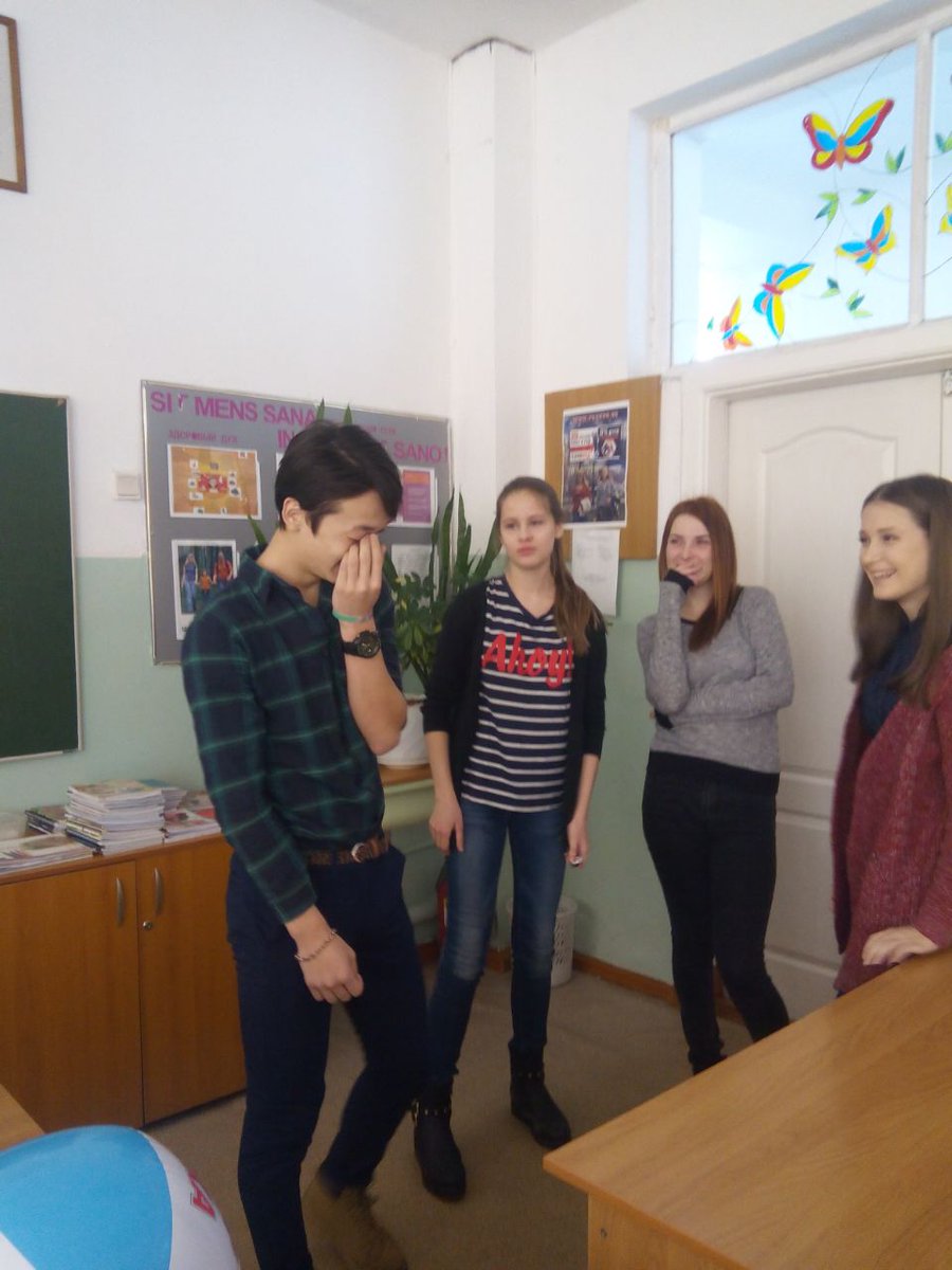 XpkZog's tweet photo. С 6 по 9 февраля в колледже прошли тренинговые занятия для первокурсников «Умей сказать – «Нет!». https://t.co/4OHOqLULZ6