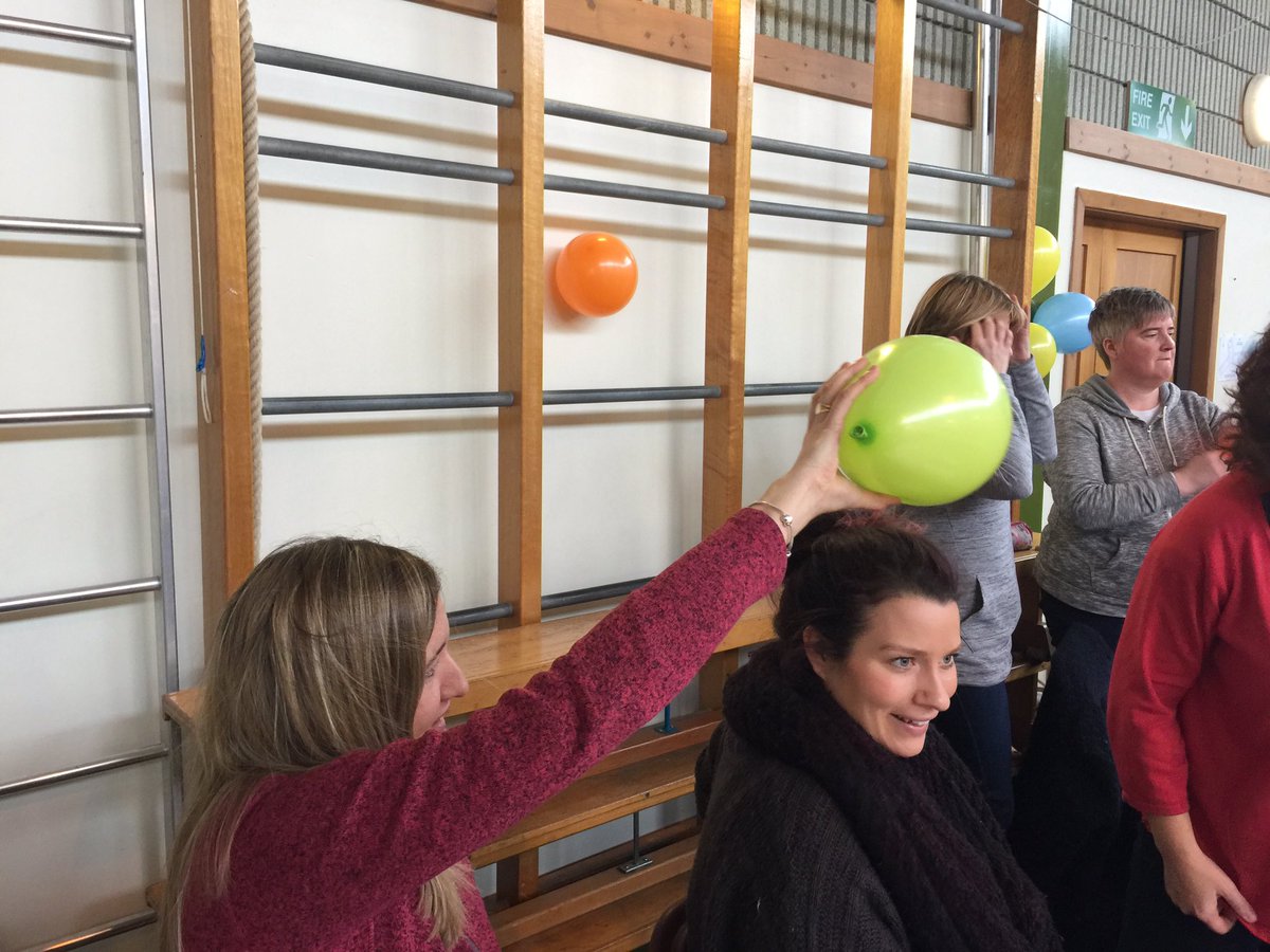 MissCargill25's tweet photo. Science with the cluster! @RosemountPS https://t.co/1VfQ9wmxPP