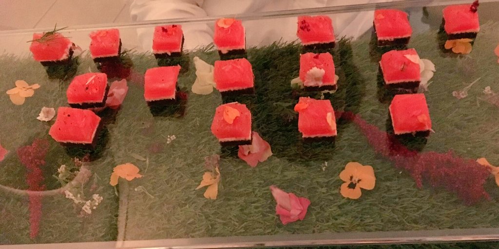 VenueSearchLDN's tweet photo. Love the presentation of these delish canapes @MustardCatering @TheMagazineLDN #eventprofs #londoncaterer https://t.co/nGiKizA4y3