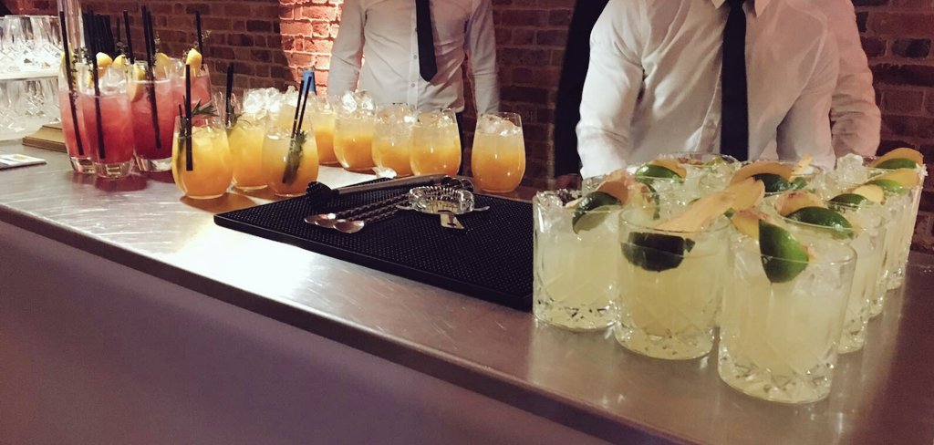 Love the presentation of these delish canapes <a href="/MustardCatering/">Mustard Catering</a> <a href="/TheMagazineLDN/">The Magazine</a> #eventprofs #londoncaterer