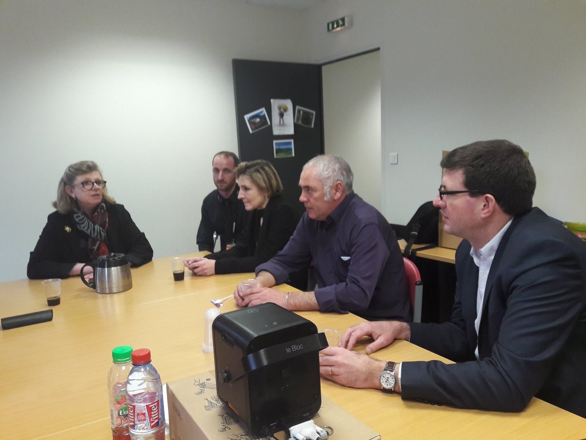 Merci aux equipes #orange uic, uato, sconc et adnc de #bourges : riches echanges sur vos activites au service de nos clients! <a href="/JacobsPierre/">Pierre Jacobs</a>