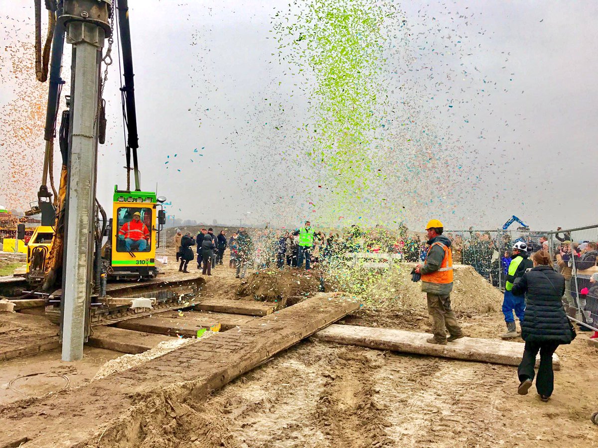 NieuwWeideveld's tweet photo. Zeer geslaagde start bouw van de eerste fase in #Bodegraven. https://t.co/Z5RJy3S0gM