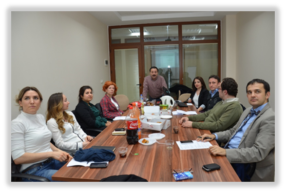 HİÇ'te #tbt
HİÇ Ödülleri fikri Aralık 2012'de yapılan ilk toplantı sonrası, Ocak 2013'te tüm üyelerimizle paylaşılmıştı.. #HİÇ5 #HİÇdurma