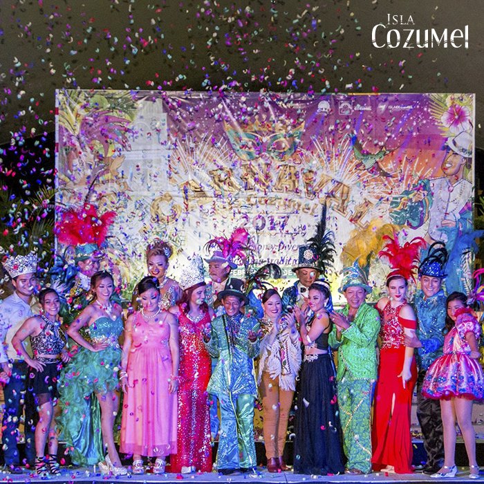 VisitCozumel's tweet photo. 8 días de carnaval te esperan en la isla más bella de México, forma parte del #CarnavalCozumel y ven a vivir 143 años de tradición. https://t.co/uP9FrdT3JQ
