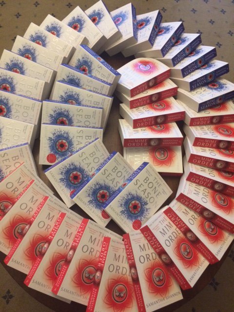 TheBoneSeason's tweet photo. Plenty of @BloomsburyBooks staff joining our @goodreads read along of #BoneSeason and #MimeOrder. Want to join us? https://t.co/6ssr1dhG5e https://t.co/LxmZWRRonv