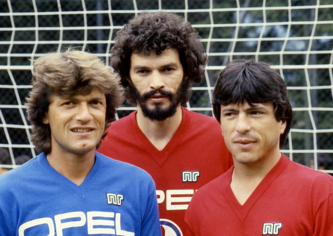 View image on Twitter