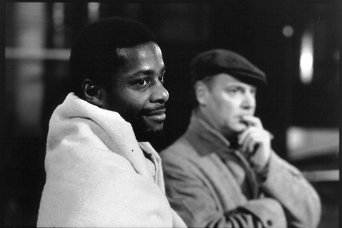 AlmeidaTheatre's tweet photo. With just over week until #Hamlet, here's a #TBT to our 1995 production with a cast including #RalphFiennes @lewis_damian &amp; #TaraFitzgerald. https://t.co/OoCPn9b6Ol