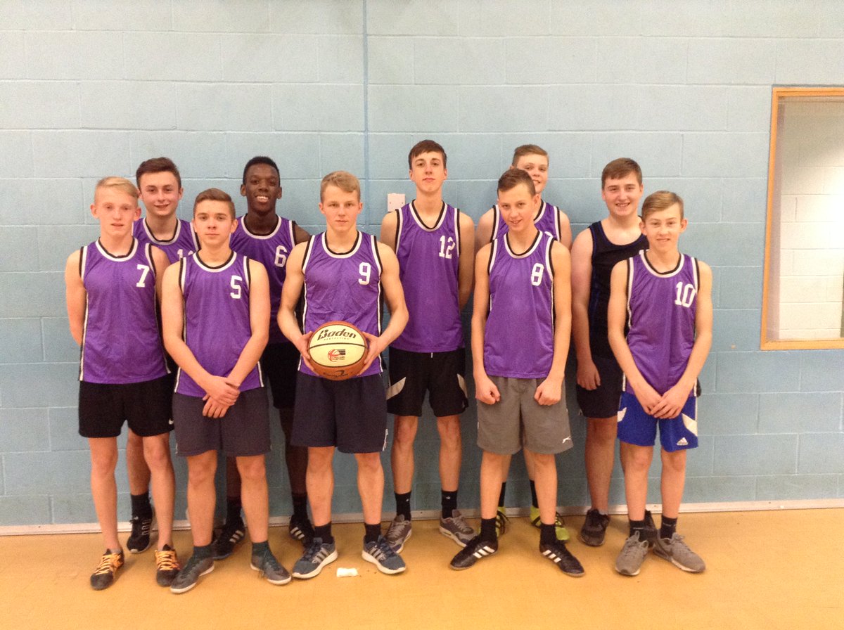 TMiddlecottPE's tweet photo. Our under 16's basketball team are just warming up before we take on @GleedPE Good Luck! #Timetoshine #GoTMA https://t.co/vp2ZMTuqxB