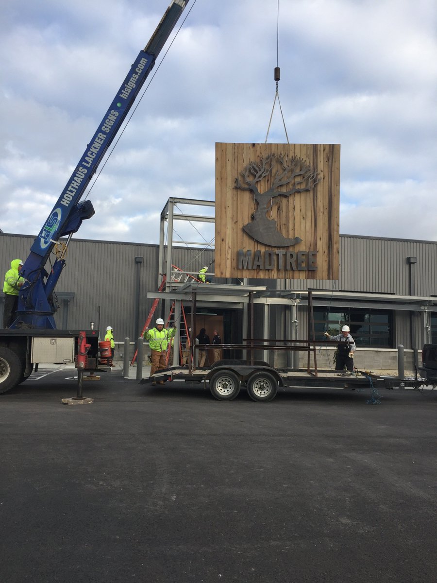 Holthaus Lackner Sig tweet media