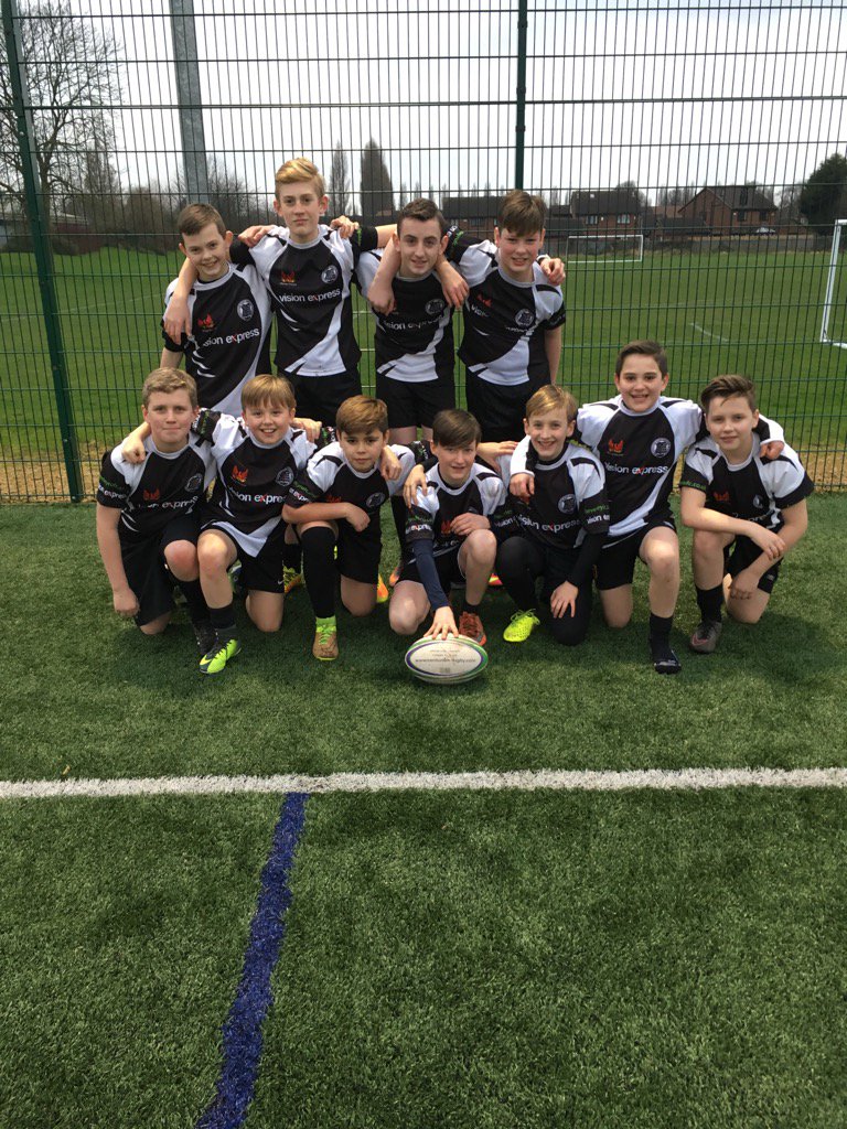 BevGrammarPE's tweet photo. Year 7 rugby team in action this evening @smc_sport https://t.co/xDxRcUR3Eq