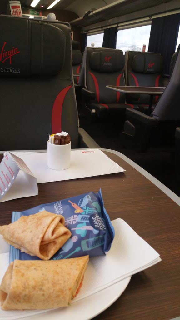 Helenea_GB7742's tweet image. Peace 💖💖 #delicious #greatservice #easyconnection #stressfree #fantasicstaff #10outof10 @Virgin_TrainsEC