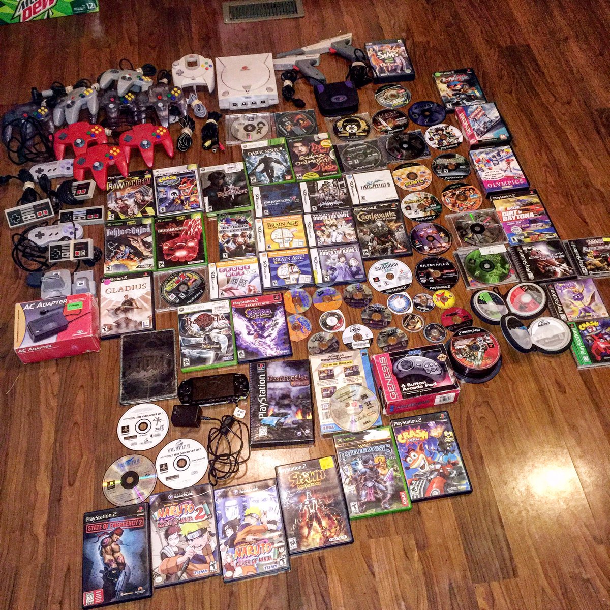 MiniBlazeNFH's tweet photo. @Sabotage64 my haul yesterday 💪🏻 https://t.co/tckgGAT0dP