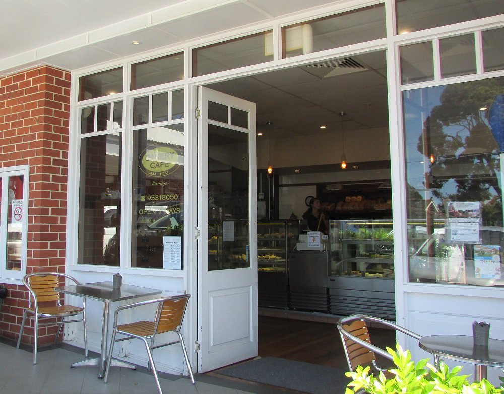 KennedCafe's tweet photo. #KennedCafe of the month award goes to the Lilli Pilli #CafeBakey - for their all-day-brekkie flavoured pie-du-jour https://t.co/wMsKq1cuy1