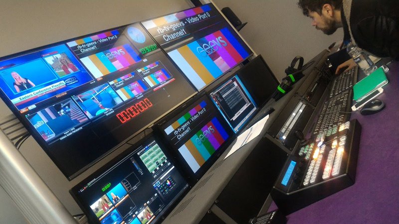 BroadcastPix's tweet photo. @BroadcastPix will showcase new #Commander video production systems and #BPNet with #DigitalGarage @BVExpo https://t.co/hWGG2YZ0oL #BVE17 https://t.co/X2ZbNdne6F