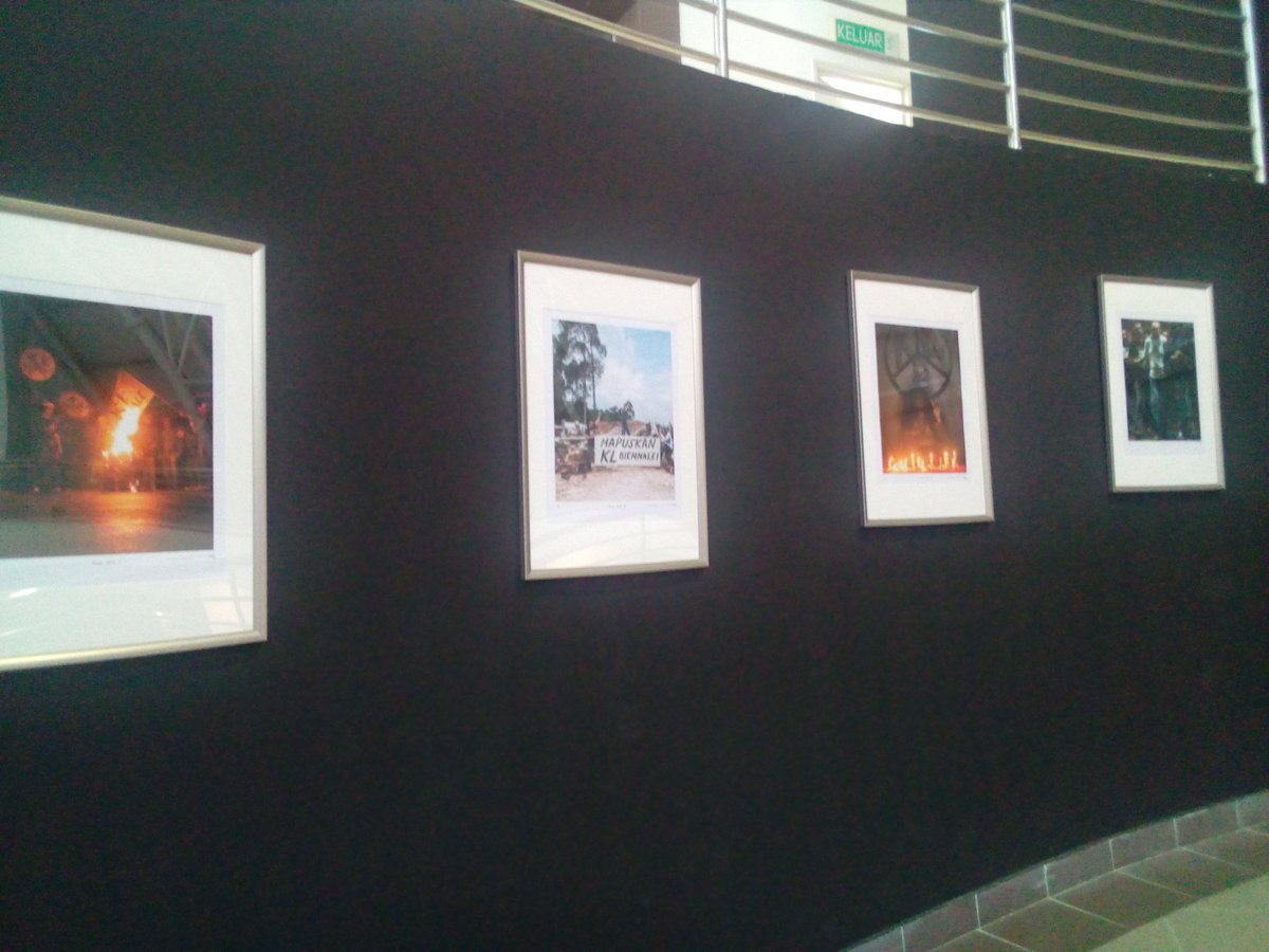 ARTOMovement's tweet photo. Samsudin Wahab; Fakta Auto - Tidak KL Biennale for Bakat Muda Sezaman 2016 #BMS2016 #ARToHopping https://t.co/DhMjhry6xo
